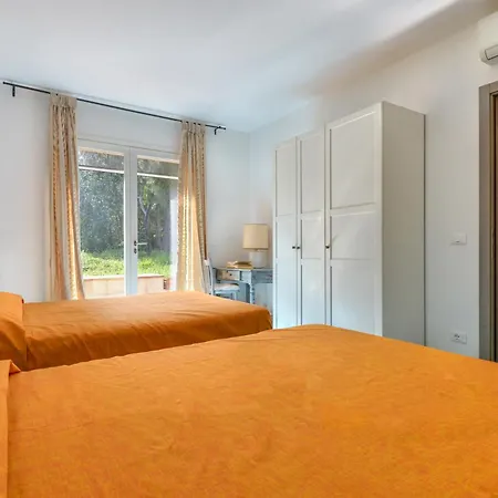 Casa Vignola * カポリーヴェリ